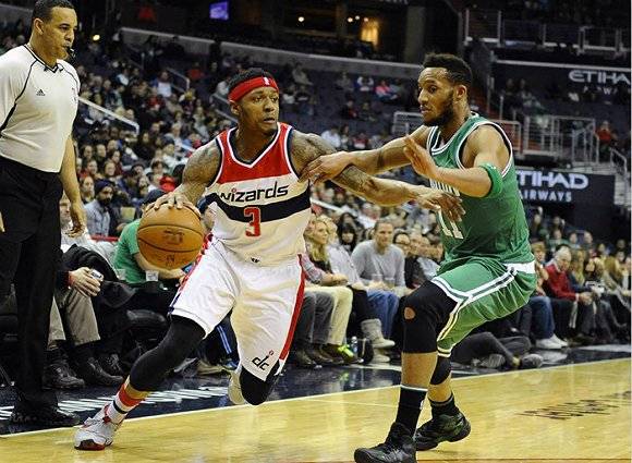 哈登与鲍尔默怒不可遏，快船队因NBA打压愤然行动