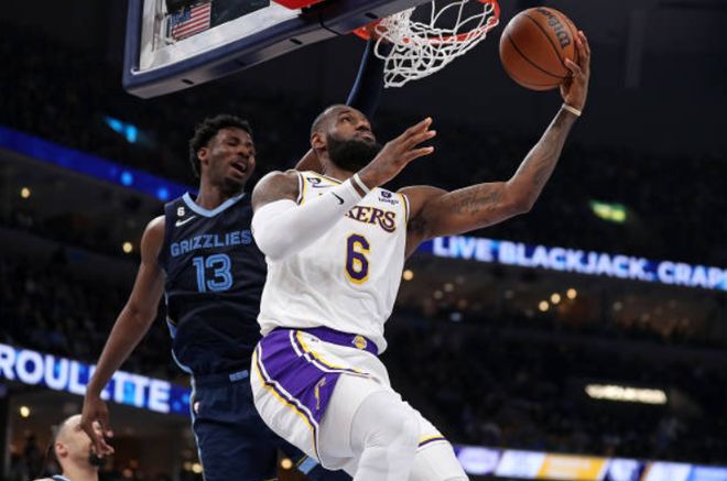 博彩政策调整的信号解读（博彩政策调整释放的信号解析）