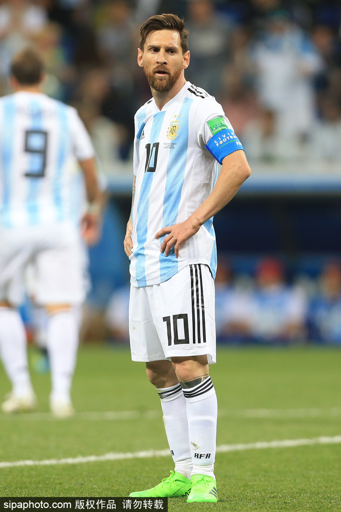 英超斯特林造点帕尔默点射切尔西10联赛3连胜